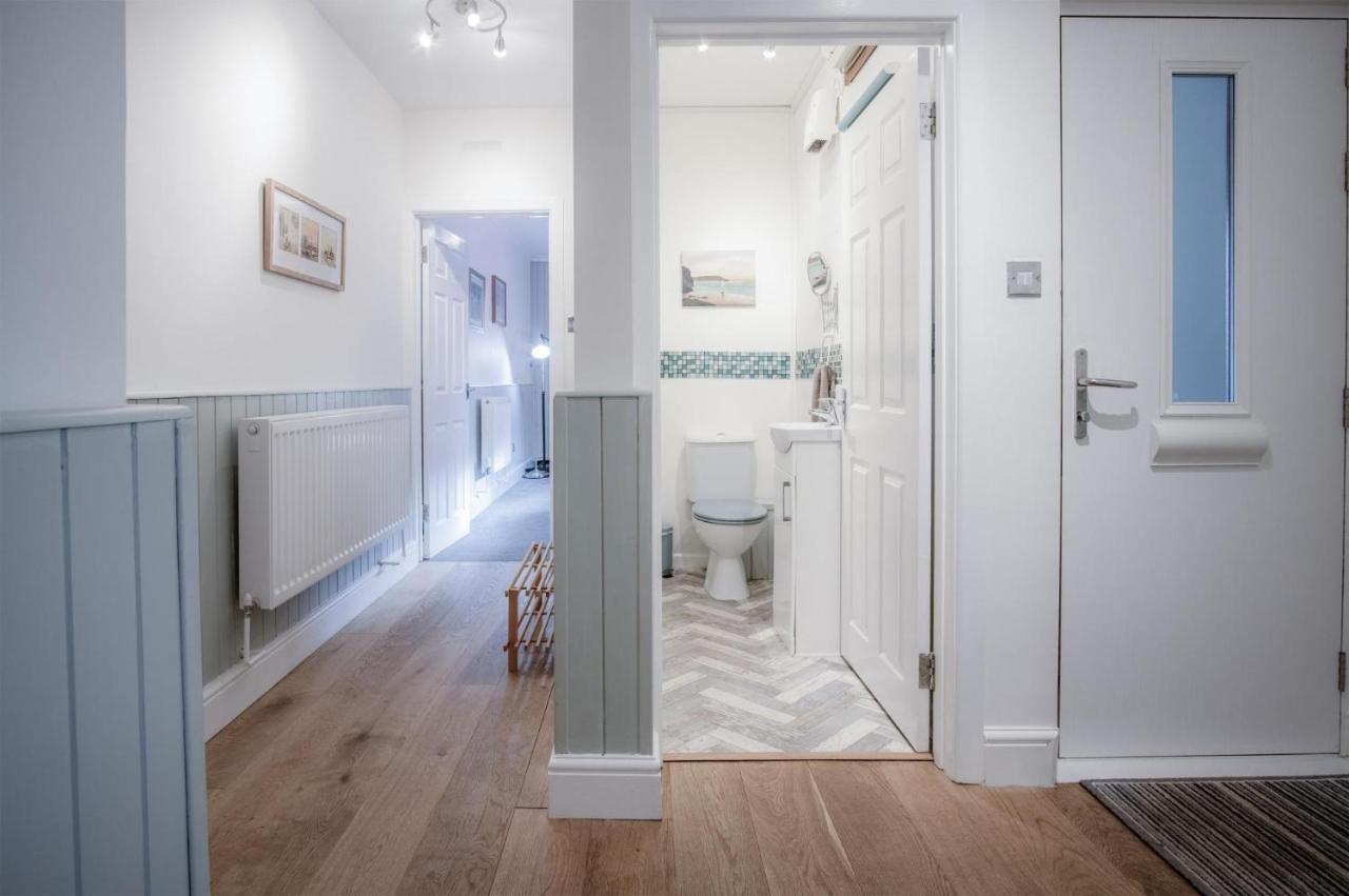 Glenvale - 2 Bedroom Apartment - Saundersfoot Buitenkant foto