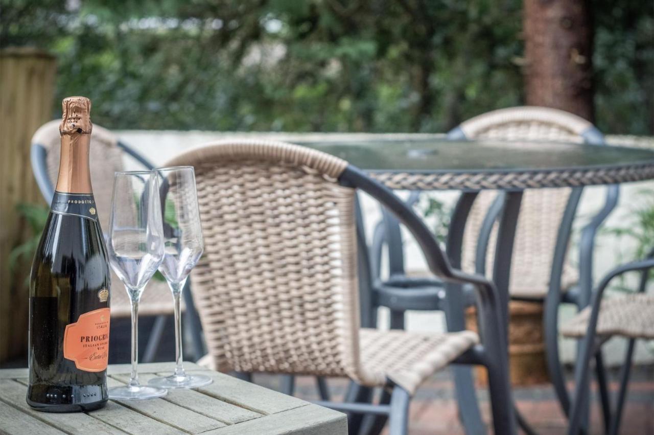 Glenvale - 2 Bedroom Apartment - Saundersfoot Buitenkant foto
