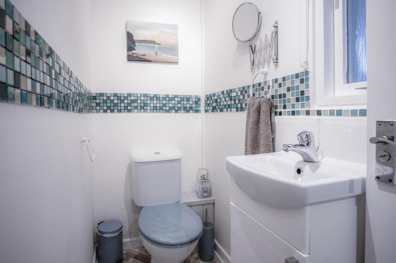 Glenvale - 2 Bedroom Apartment - Saundersfoot Buitenkant foto